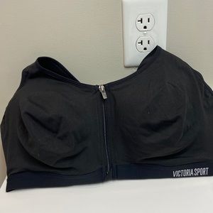 Victoria’s Secret Sports Bra 40 DD